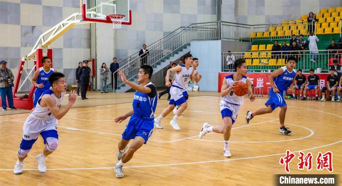 比賽現場?！≈鬓k方供圖