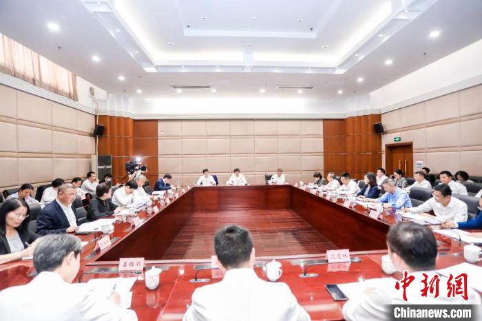 浙江召開統(tǒng)一戰(zhàn)線“凝心鑄魂強根基、團結奮進新征程”主題教育動員會