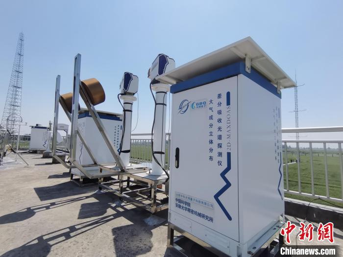 壽縣國(guó)家氣候觀象臺(tái)內(nèi)各種觀測(cè)設(shè)備?！侨?攝