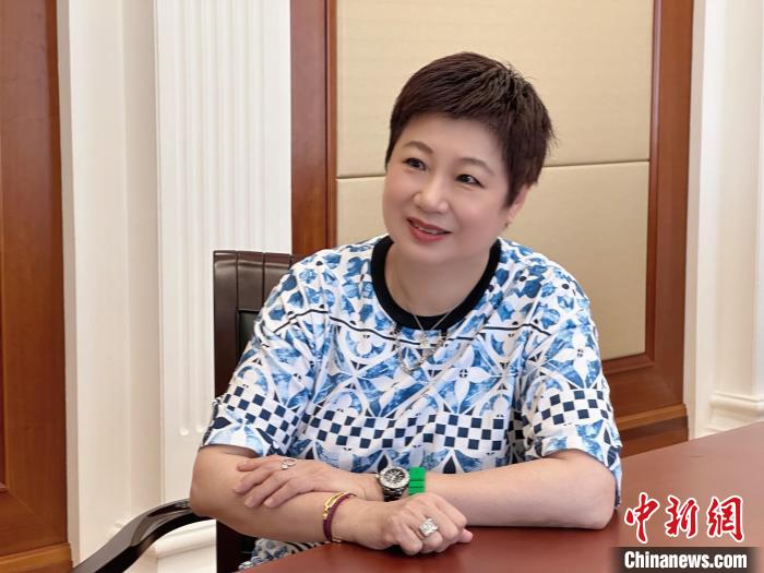 專訪榮毅仁侄女榮智豐：不想為“榮”字丟臉，要做最好