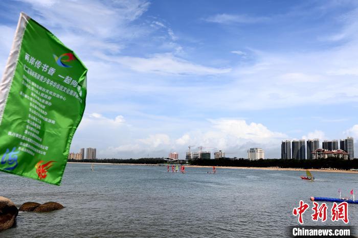 迷人的東山海景?！埥鸫?攝