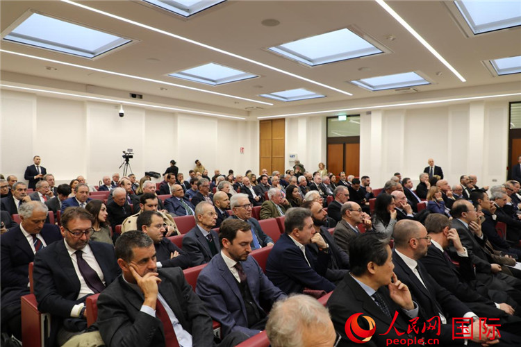 會議現(xiàn)場。人民網(wǎng)記者 謝亞宏攝