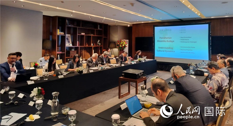 會議現(xiàn)場                                                人民網記者李培松攝