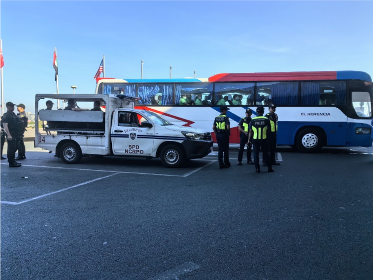 菲反有組織犯罪委員會(huì)等部門(mén)組織多次聯(lián)合突擊執(zhí)法。駐菲律賓使館供圖