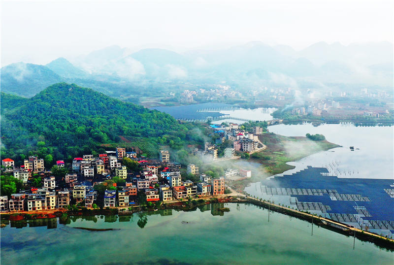 湖南省郴州市嘉禾縣千家洞水庫風(fēng)光。黃春濤攝