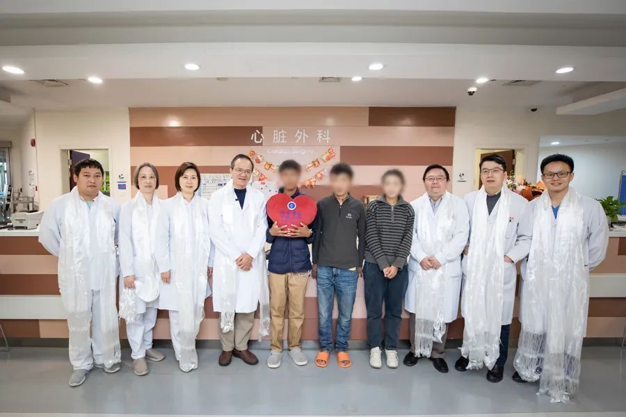 17歲少年咳嗽發(fā)熱15天，找不到感染原因！一查心臟更嚇人！上海醫(yī)生出手→