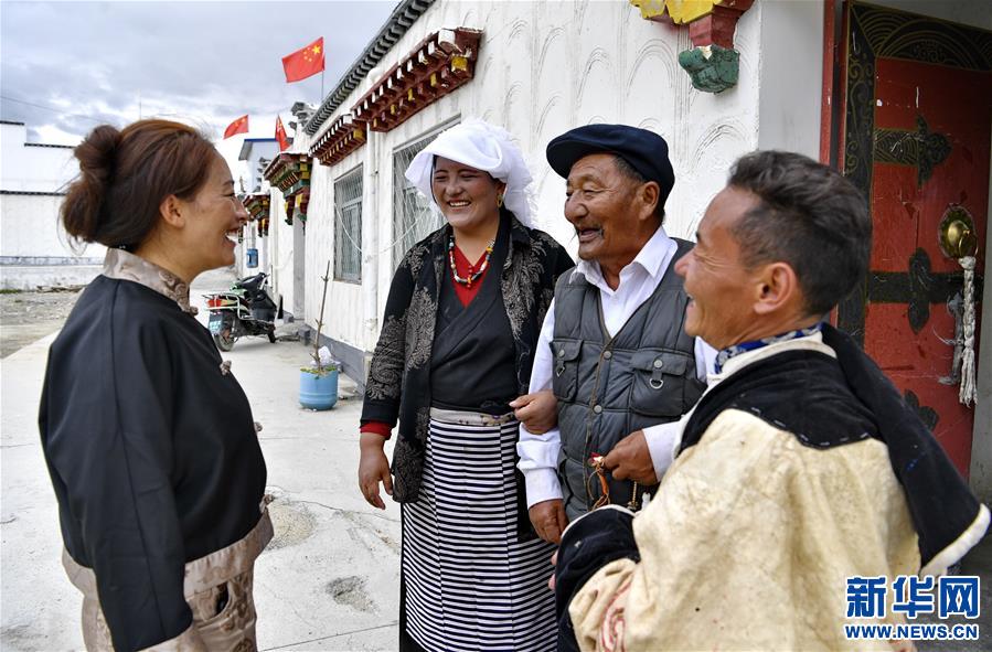 (脫貧攻堅)(3)西藏當(dāng)雄:易地搬遷群眾奔小康