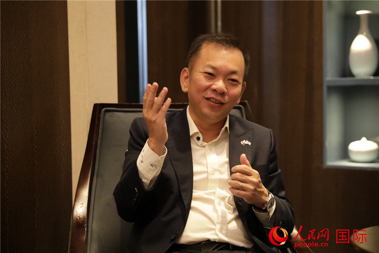 馬來西亞種植及原產(chǎn)業(yè)副部長陳泓縑接受人民網(wǎng)專訪。人民網(wǎng) 王婧攝