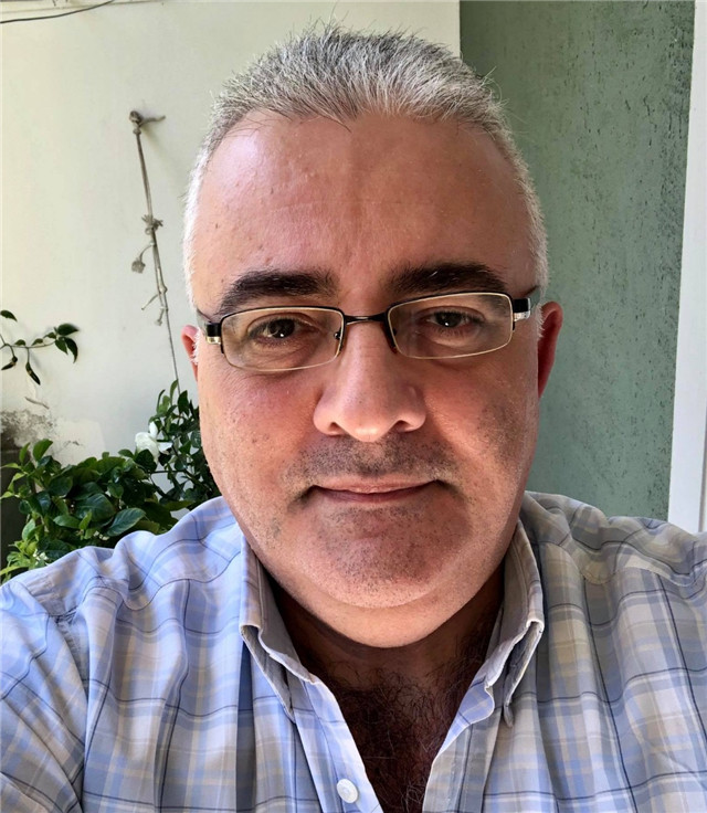 阿亞斯自拍照。受訪者供圖