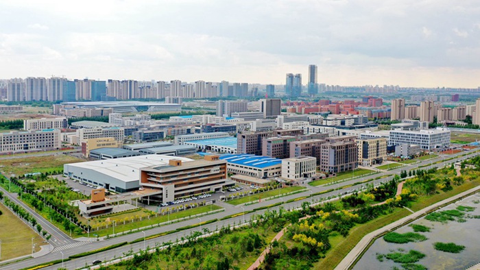 位于長春新區(qū)的一家家光電企業(yè)走上了協(xié)同化發(fā)展之路。（長春新區(qū)供圖）