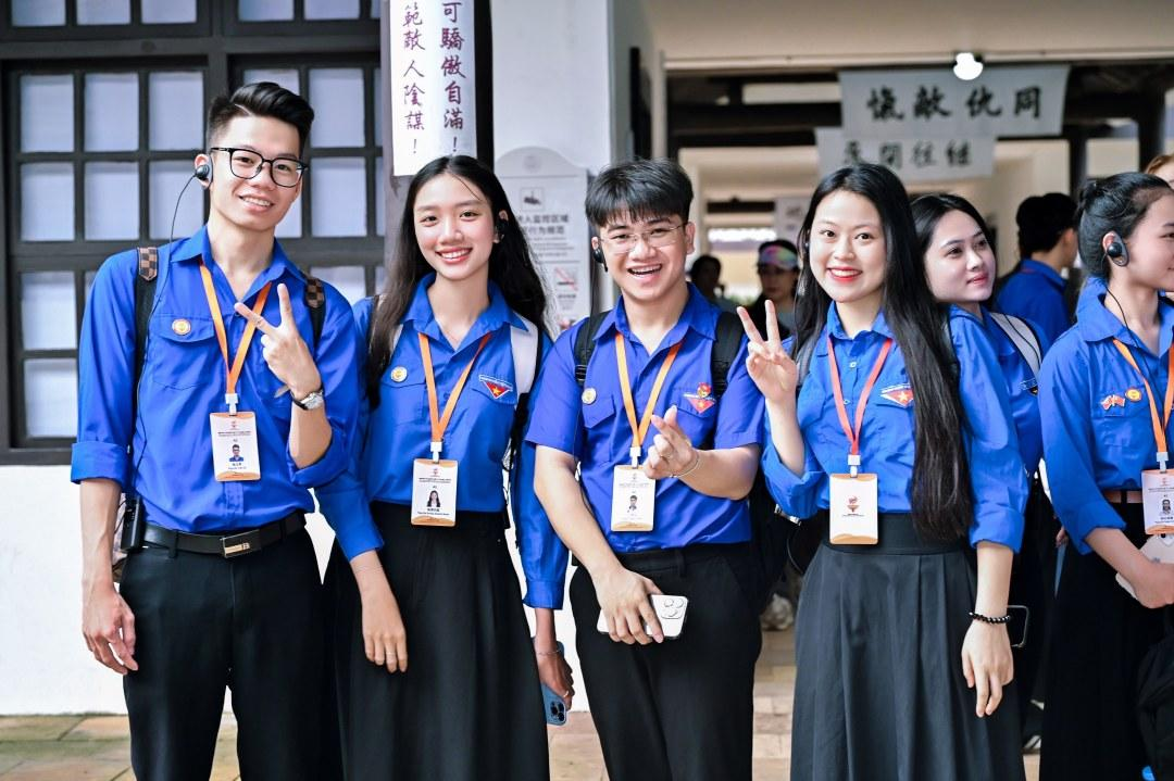 200名來自越南胡志明共青團中央的青少年代表齊聚廣州開啟“紅色研學之旅”。