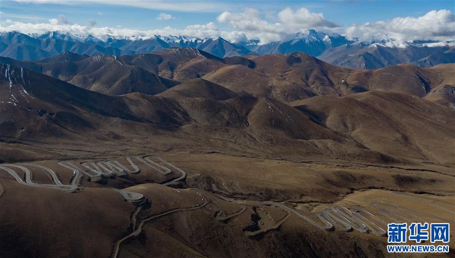 (新華視界)(1)鳥瞰珠峰