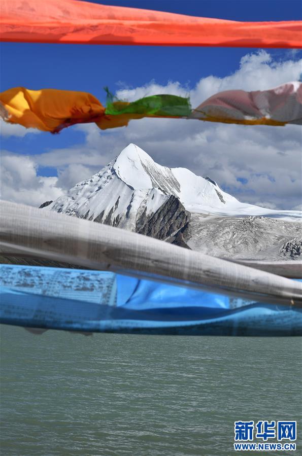 (新華視界)(5)藏北旅游打卡地:薩普雪山