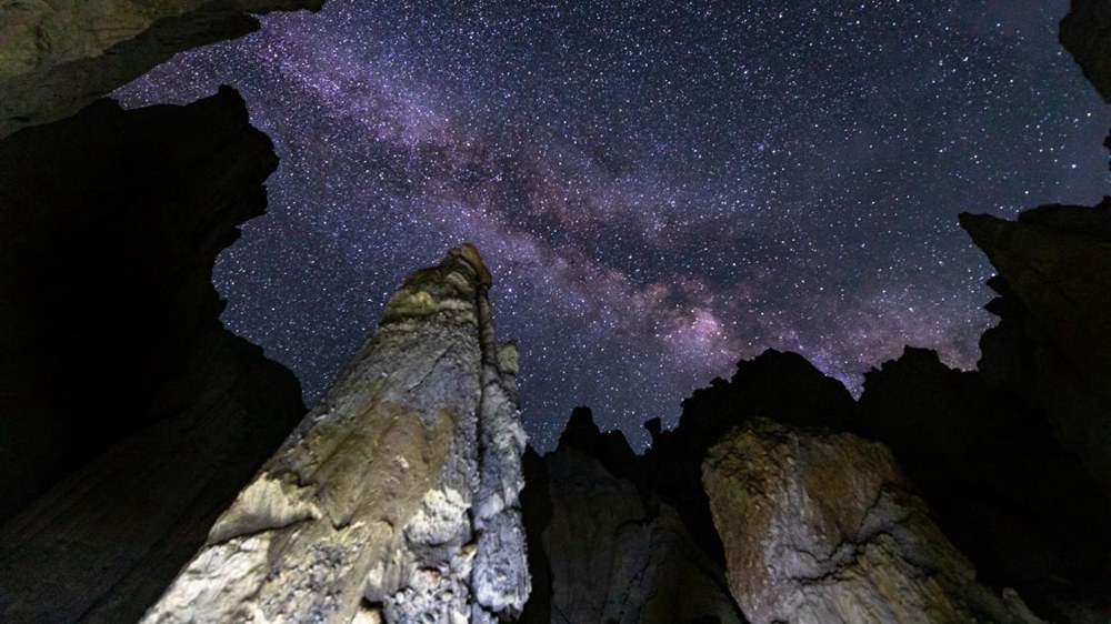 手可摘星辰。貢覺(jué)群培攝