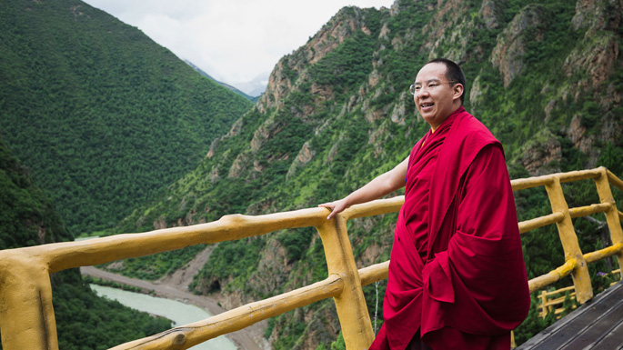 盼產(chǎn)業(yè)興旺，閱秀美風(fēng)光，十一世班禪心系家鄉(xiāng)父老