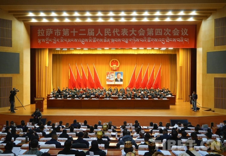 兩會(huì)02.jpg 兩會(huì)02.jpg