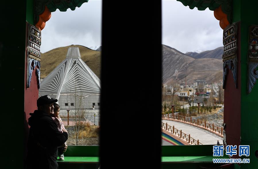 (玉樹(shù)抗震救災(zāi)10周年·圖片故事)(6)才仁俄賽與他的“JoSai Pub”