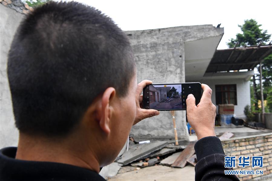 （新華全媒+）（5）千里“挪窩”，踏實開啟新生活