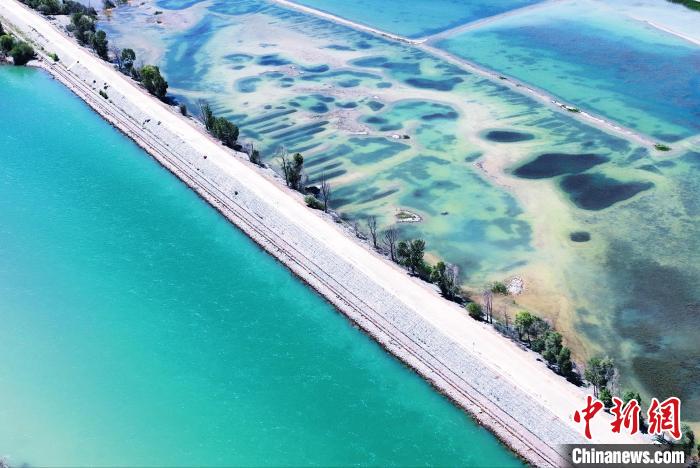 航拍貴德縣黃河?！●R銘言 攝