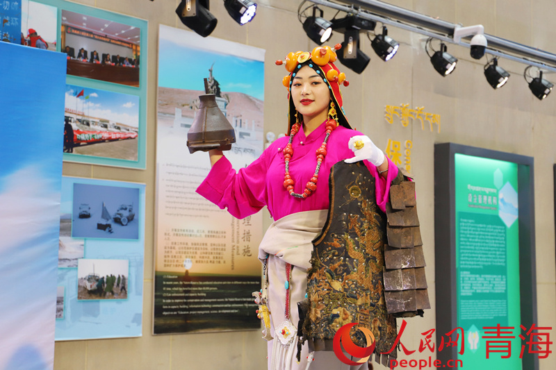 藏品展示。人民網(wǎng) 楊啟紅攝