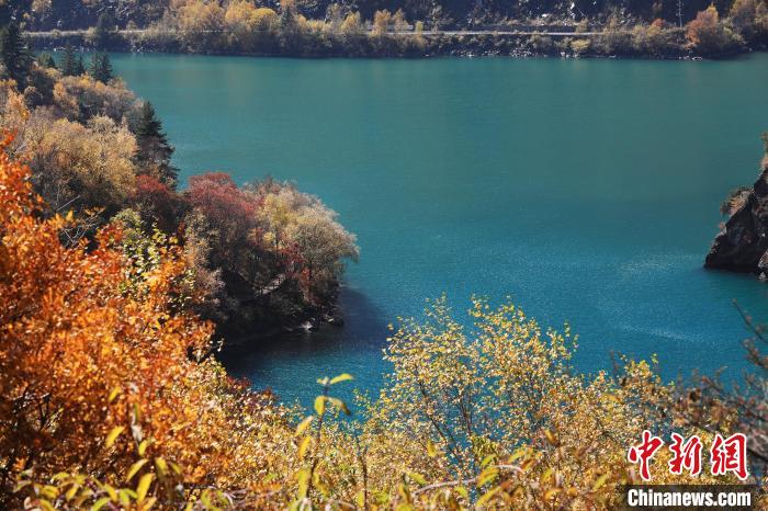 松坪溝風光?！⑼?攝