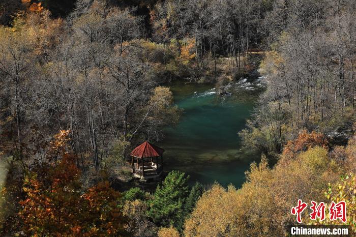 松坪溝風光?！⑼?攝