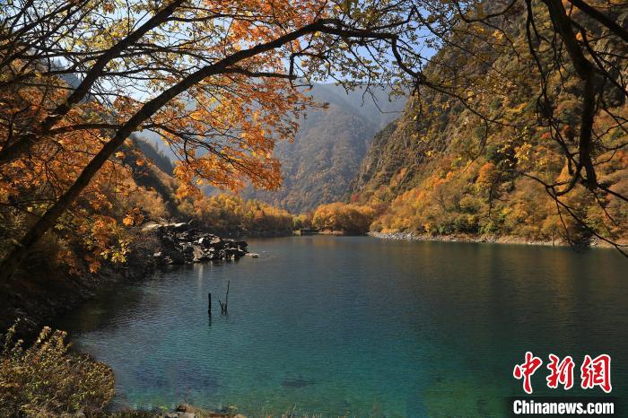 松坪溝風光?！⑼?攝