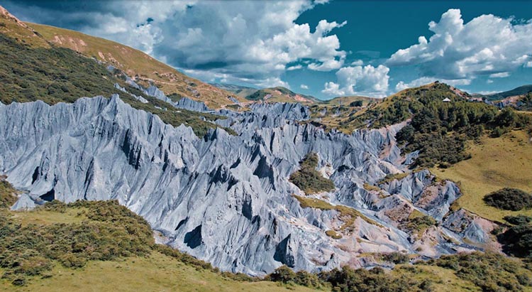 道孚縣墨石公園。甘孜州文旅局供圖