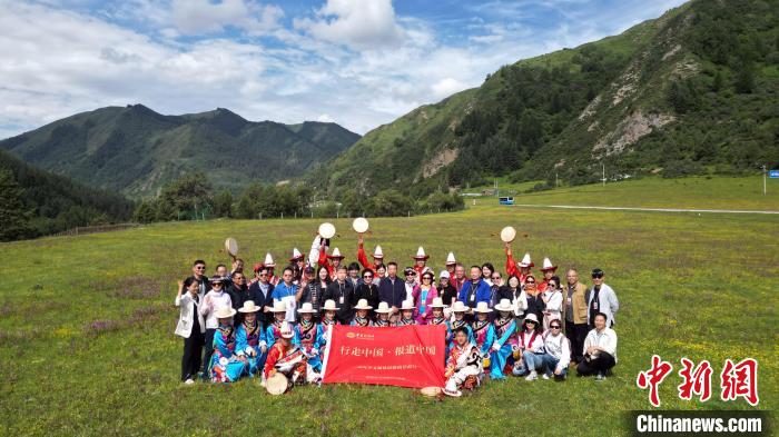 海外華媒甘肅行:探訪“中國最美縣域”秘境卓尼