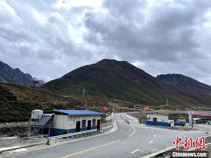 西藏邊境警察：守護(hù)G219！在移動方艙的青春堅(jiān)守