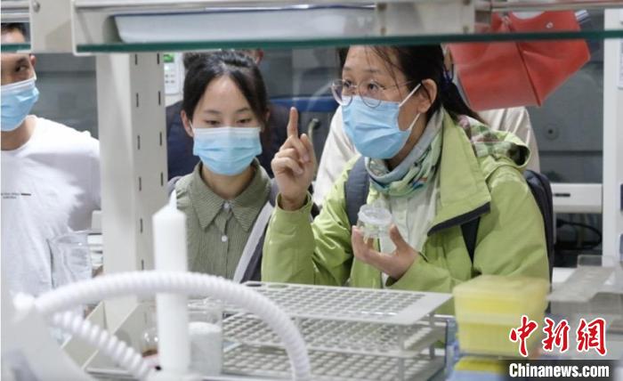 圖為西藏自治區(qū)市場監(jiān)督管理局舉辦2023年助力全區(qū)肉制品生產(chǎn)企業(yè)質(zhì)量提升專題培訓(xùn)班現(xiàn)場。　西藏自治區(qū)市場監(jiān)督管理局供圖