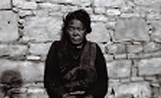 農(nóng)奴次仁拉姆被強(qiáng)迫抵債