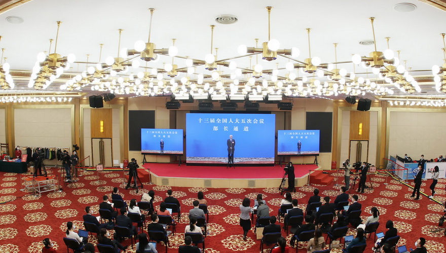 聚焦“部長通道”