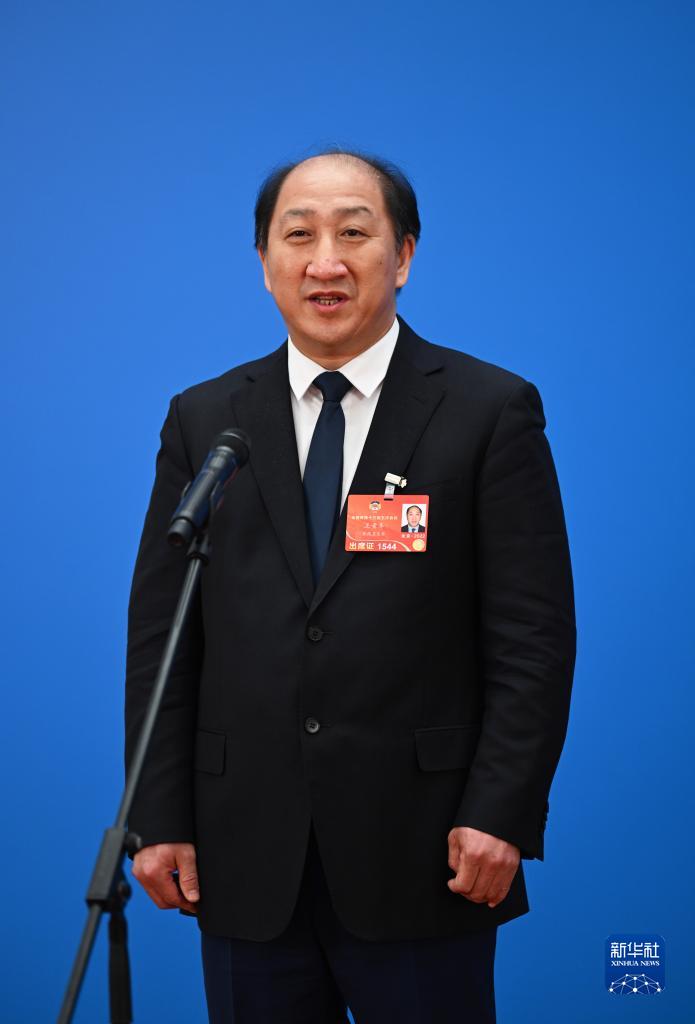 聚焦兩會“委員通道”