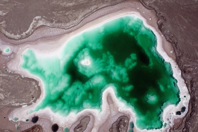 “鹽灘碧水”翡翠湖。宋忠勇攝