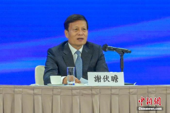 12月3日，香港特區(qū)政府在香港會議展覽中心舉行中共二十大精神宣講會，全國人大常委會法制工作委員會主任沈春耀和全國政協經濟委員會副主任謝伏瞻出席作宣講。圖為謝伏瞻發(fā)言。 <a target='_blank' href='/'><p  align=